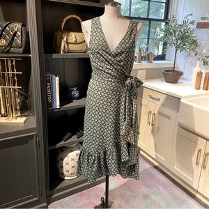 Tory Burch Sleeveless Medallion Print Wrap Dress – Size 8